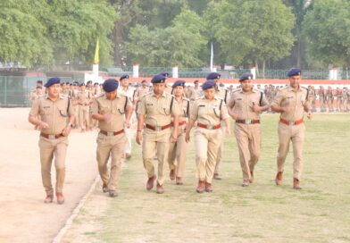 पुलिस लाइन में स्थित शस्त्रागार का निरीक्षण कर उपलब्ध शस्त्रों की समय-समय पर साफ-सफाई करने के दिये निर्देश