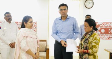 कैंसर पीड़ित परिवार को मिली बड़ी राहत; 71 हजार ऋण माफ, 50 हजार की आर्थिक सहायता