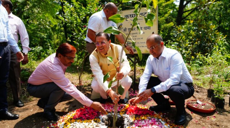 मुख्यमंत्री आवास परिसर में 3-बी गार्डन के निर्माण कार्य का शुभारम्भ