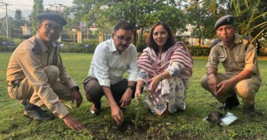 संस्थाओं और प्रत्येक नागरिक की समान एवं महत्वपूर्ण भूमिका