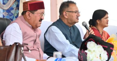 जखोली में जनता के बीच पहुंचे प्रभारी मंत्री गणेश जोशी