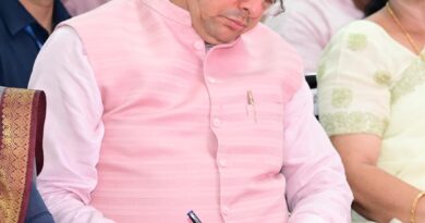 मुख्यमंत्री श्री पुष्कर सिंह धामी ने प्रधानमंत्री श्री नरेंद्र मोदी के मन की बात कार्यक्रम के 135वें संस्करण को सुना