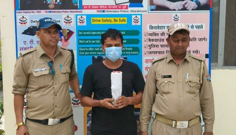 नियमों के उल्लंघन पर सख्त दून पुलिस