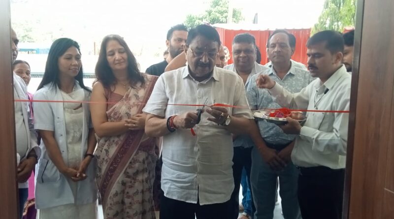सरकार की डिजिटल स्वास्थ्य योजनाओं का लाभ पहुंचाते हुए मौके पर ही 15 आभा आईडी (ABHA ID) तथा 17 आयुष्मान कार्ड किए गए तैयार
