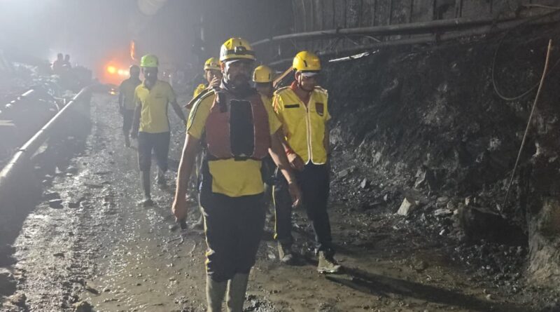 मायापुर–पीपलकोटी टनल में संयुक्त रेस्क्यू टीमों द्वारा राहत एवं बचाव कार्य लगातार जारी