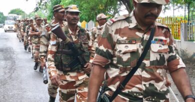 जनपद की सीमाओं व आंतरिक मार्गों पर संदिग्ध व्यक्तियों/वाहनों की तलाश हेतु लगातार की जा रही सघन चेकिंग
