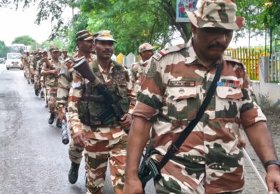 जनपद की सीमाओं व आंतरिक मार्गों पर संदिग्ध व्यक्तियों/वाहनों की तलाश हेतु लगातार की जा रही सघन चेकिंग