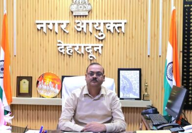 नगर आयुक्त ने विशेष सफाई अभियान एवं सड़क मरम्मत के दिए निर्देश
