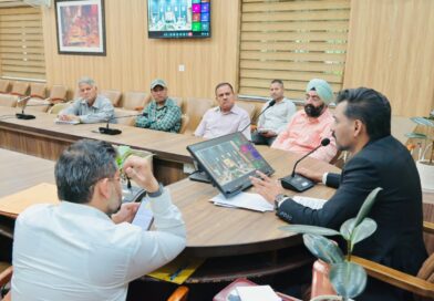 डीएम/जिला निर्वाचन अधिकारी ने दिए पारदर्शिता एवं प्रभावी मॉनिटरिंग के निर्देश